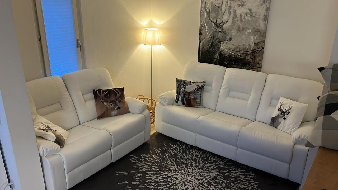 Agrimonia - 5,5-Zi Duplex Wohnung Bis 9 Personen Mit Eigenem Garten Davos Extérieur photo