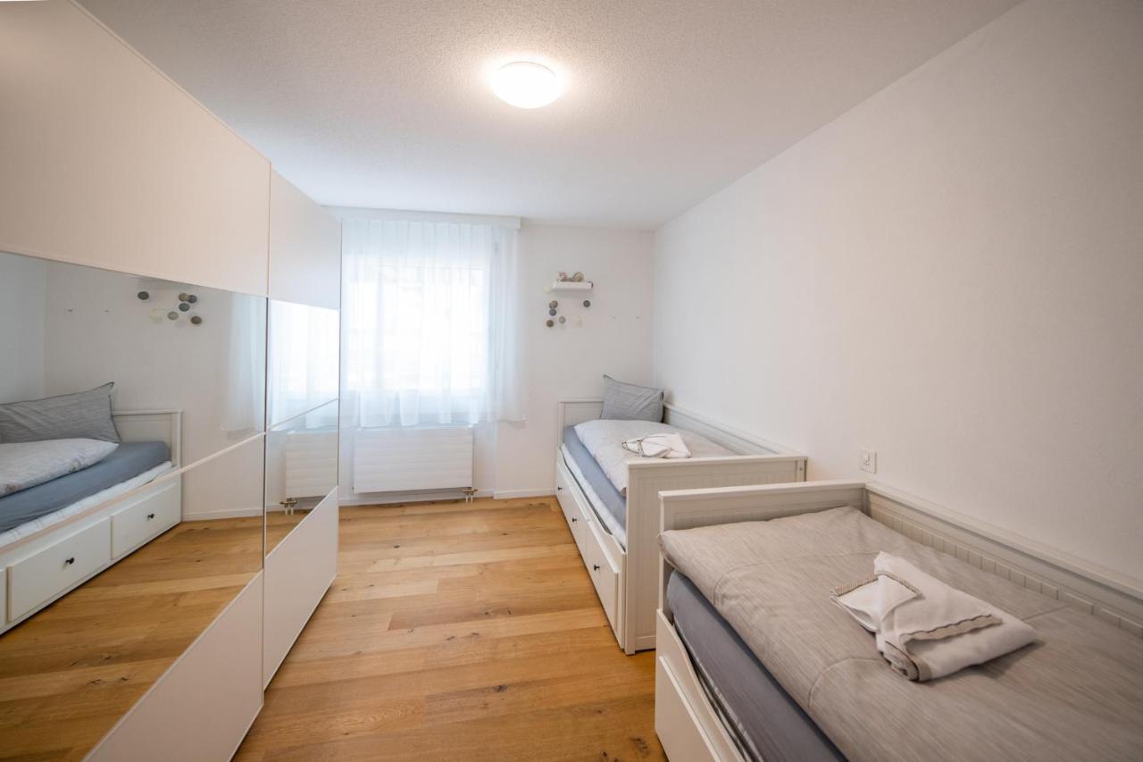 Agrimonia - 5,5-Zi Duplex Wohnung Bis 9 Personen Mit Eigenem Garten Davos Extérieur photo