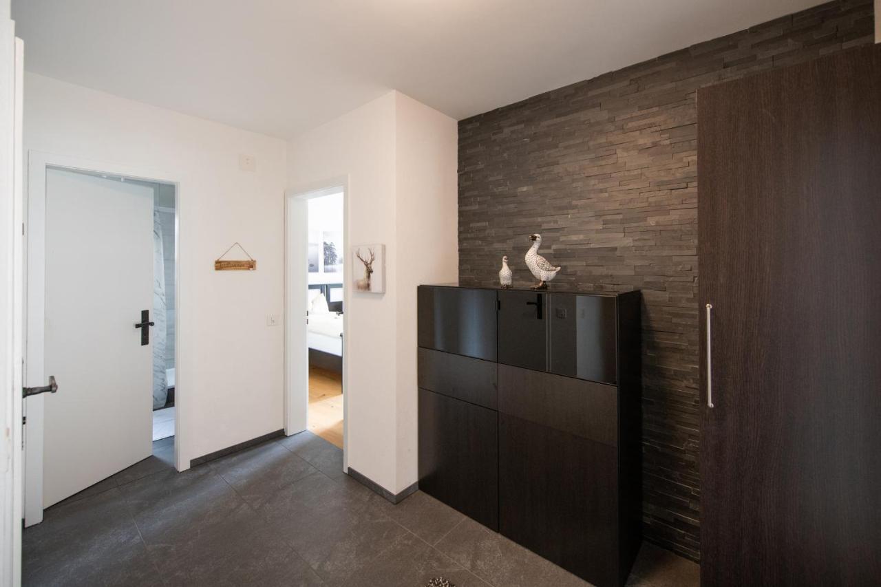 Agrimonia - 5,5-Zi Duplex Wohnung Bis 9 Personen Mit Eigenem Garten Davos Extérieur photo