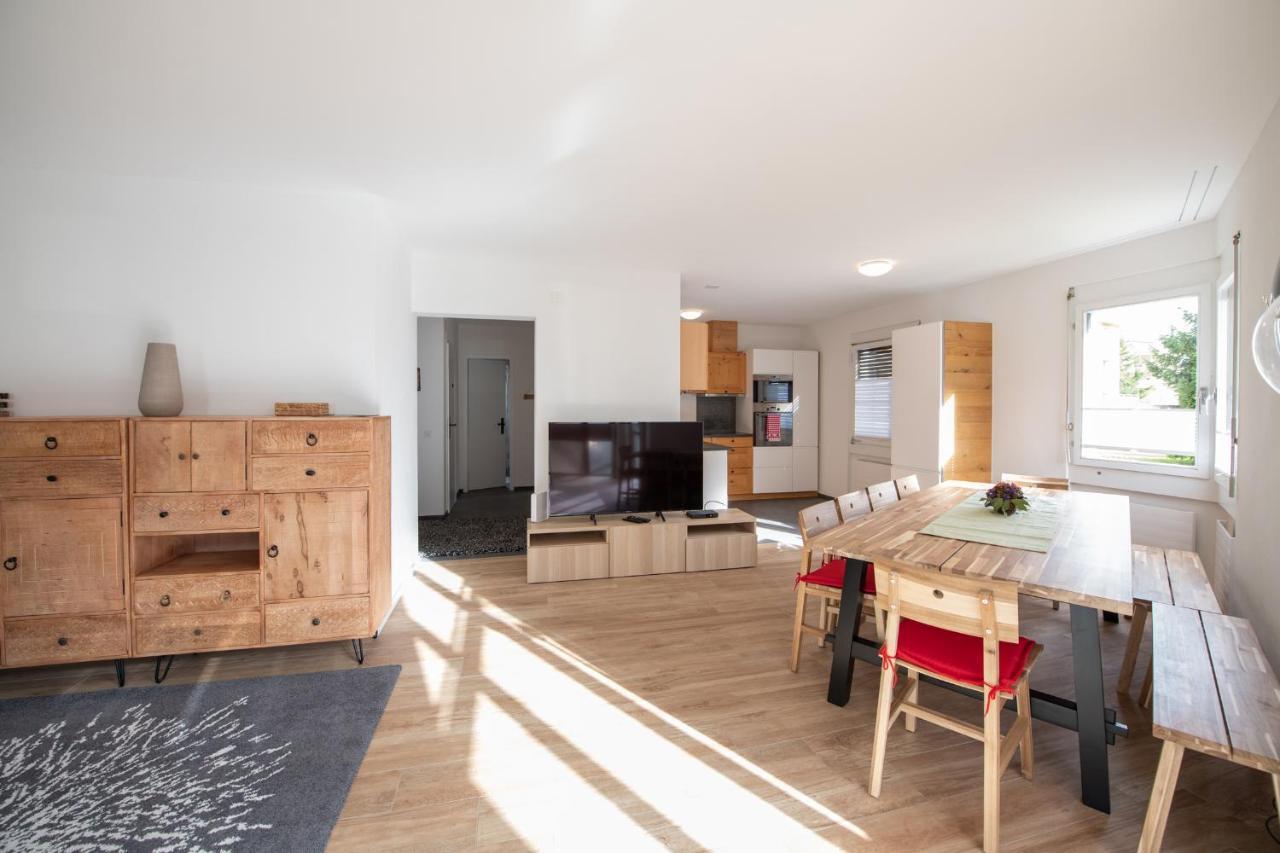 Agrimonia - 5,5-Zi Duplex Wohnung Bis 9 Personen Mit Eigenem Garten Davos Extérieur photo