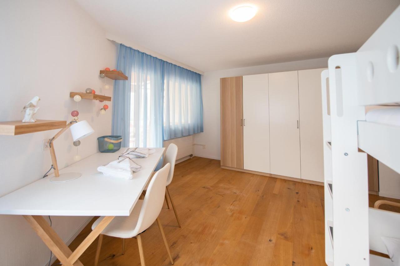 Agrimonia - 5,5-Zi Duplex Wohnung Bis 9 Personen Mit Eigenem Garten Davos Extérieur photo