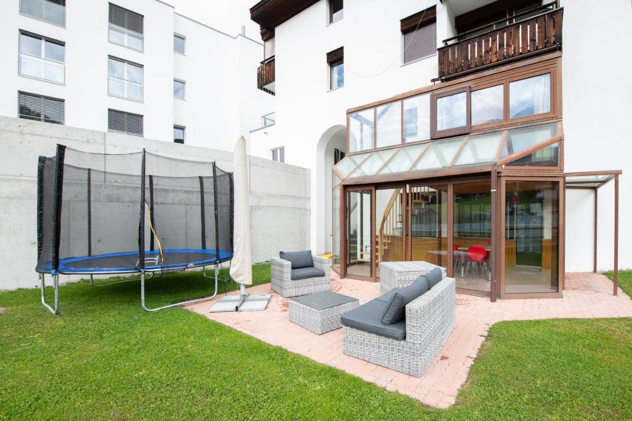 Agrimonia - 5,5-Zi Duplex Wohnung Bis 9 Personen Mit Eigenem Garten Davos Extérieur photo